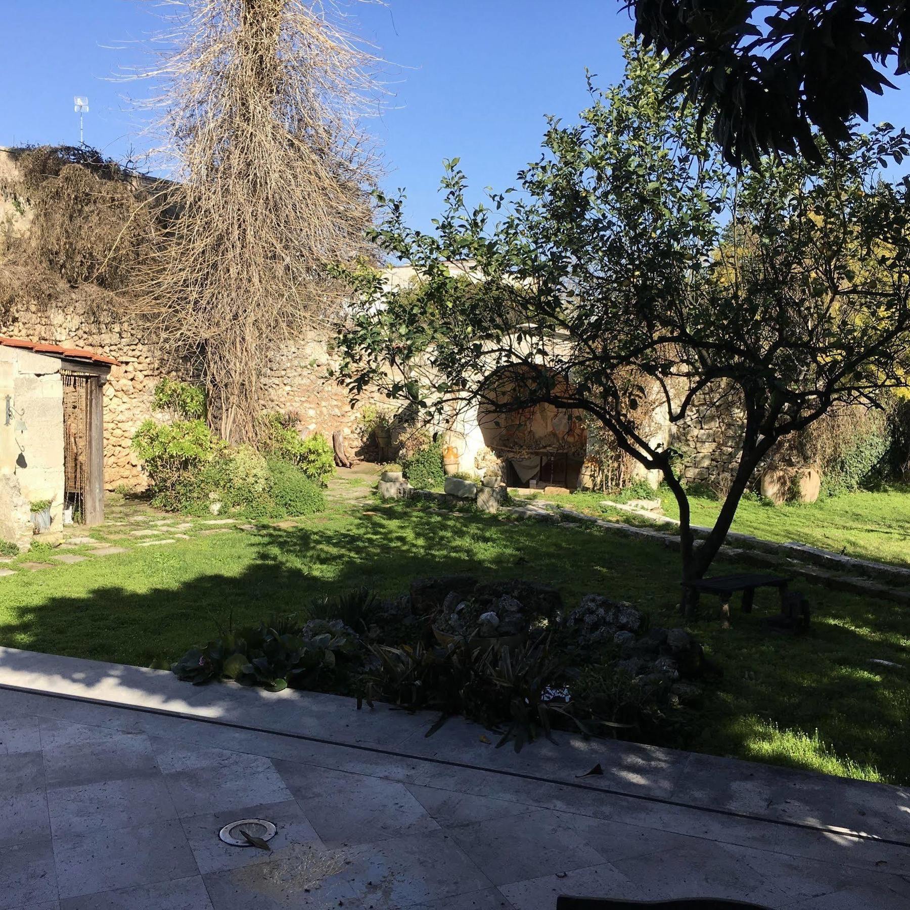 הוילה קלימרה Palazzo Sabella Tommasi מראה חיצוני תמונה